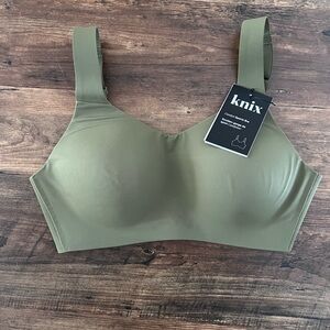 BNWT Knix Catalyst High-Impact Sports Bra size XS+